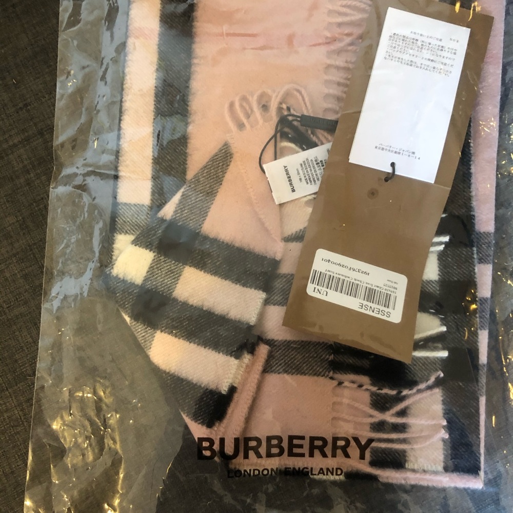 Burberry Pink Cashmere Scarf